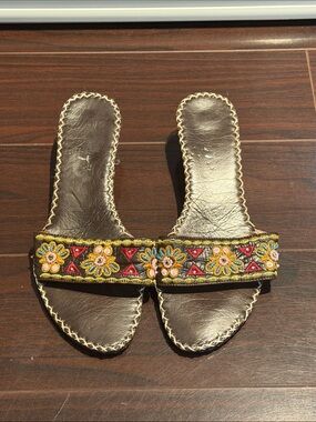 Embroidered Floral Slide Sandals - Brown